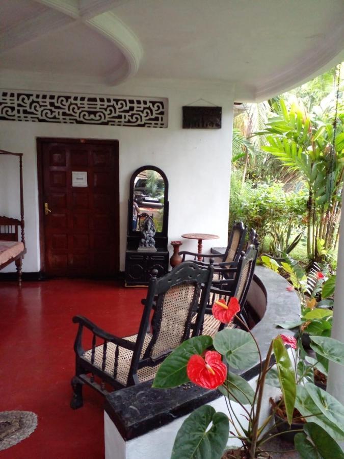 Traditional Kandyan House エクステリア 写真