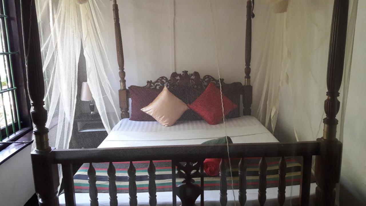 Traditional Kandyan House エクステリア 写真